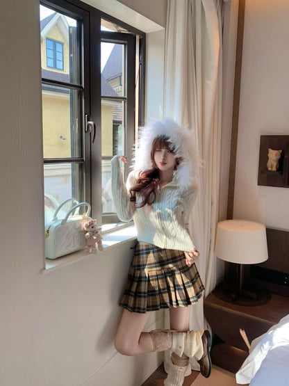 [Fluffy] Wool Cardigan with Fox Fur Hood
