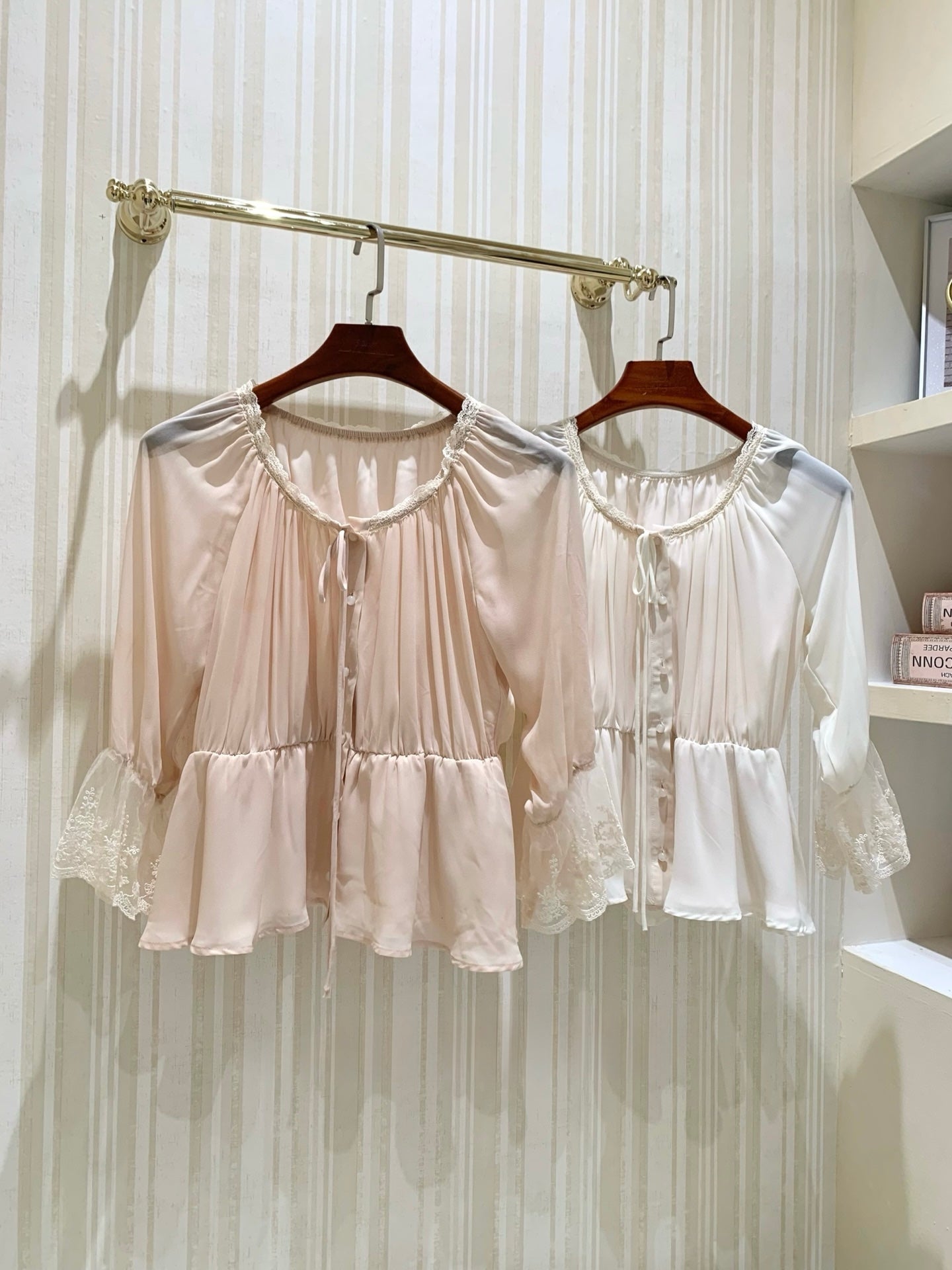 [Romantic] French Lace Trim Tie-Front Chiffon Blouse (Q1361)