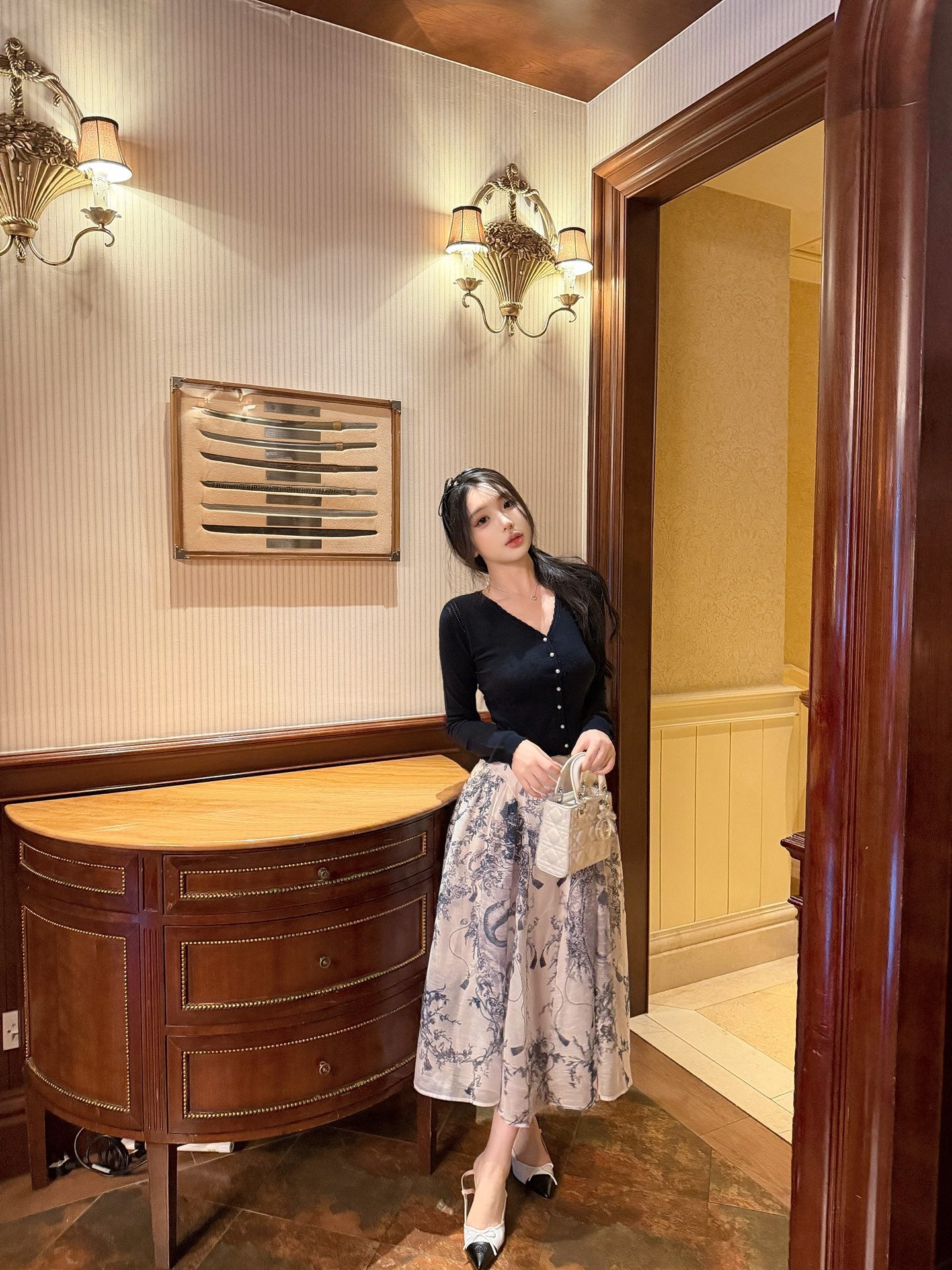 [Elegant] V-Neck Long Sleeve Knit Top & Printed Midi Skirt Two-Piece Set (MYQ-05/Q1308)
