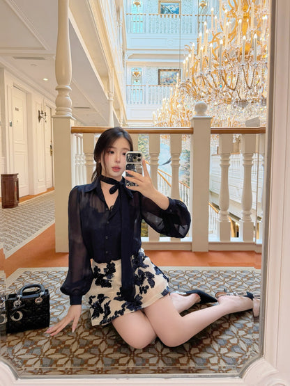 [Bestseller] French Tie-Neck Bow Chiffon Blouse (Q1382)