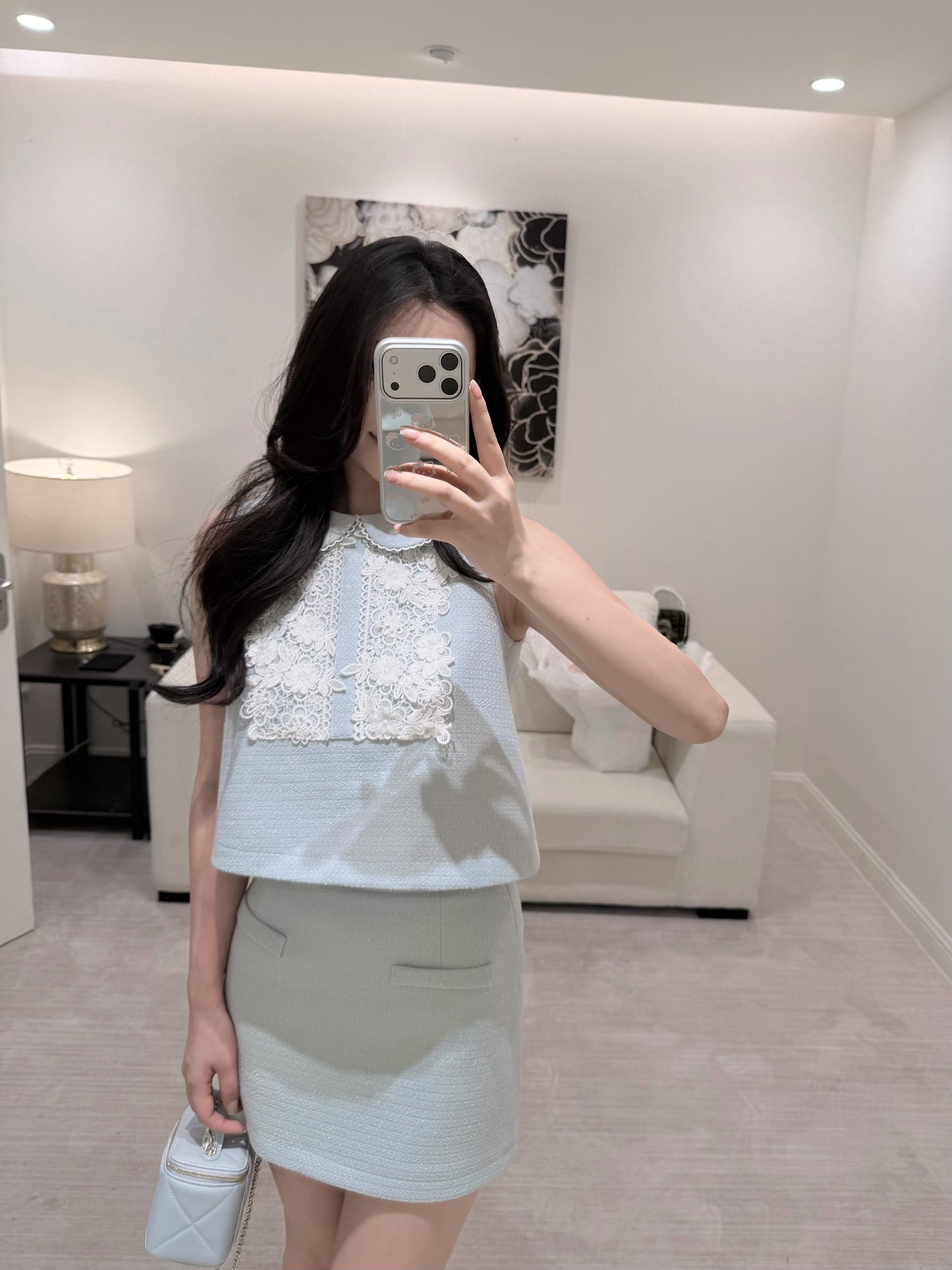[Celebrity] Embroidered Short-sleeve Top + Skirt Set (Q1103)