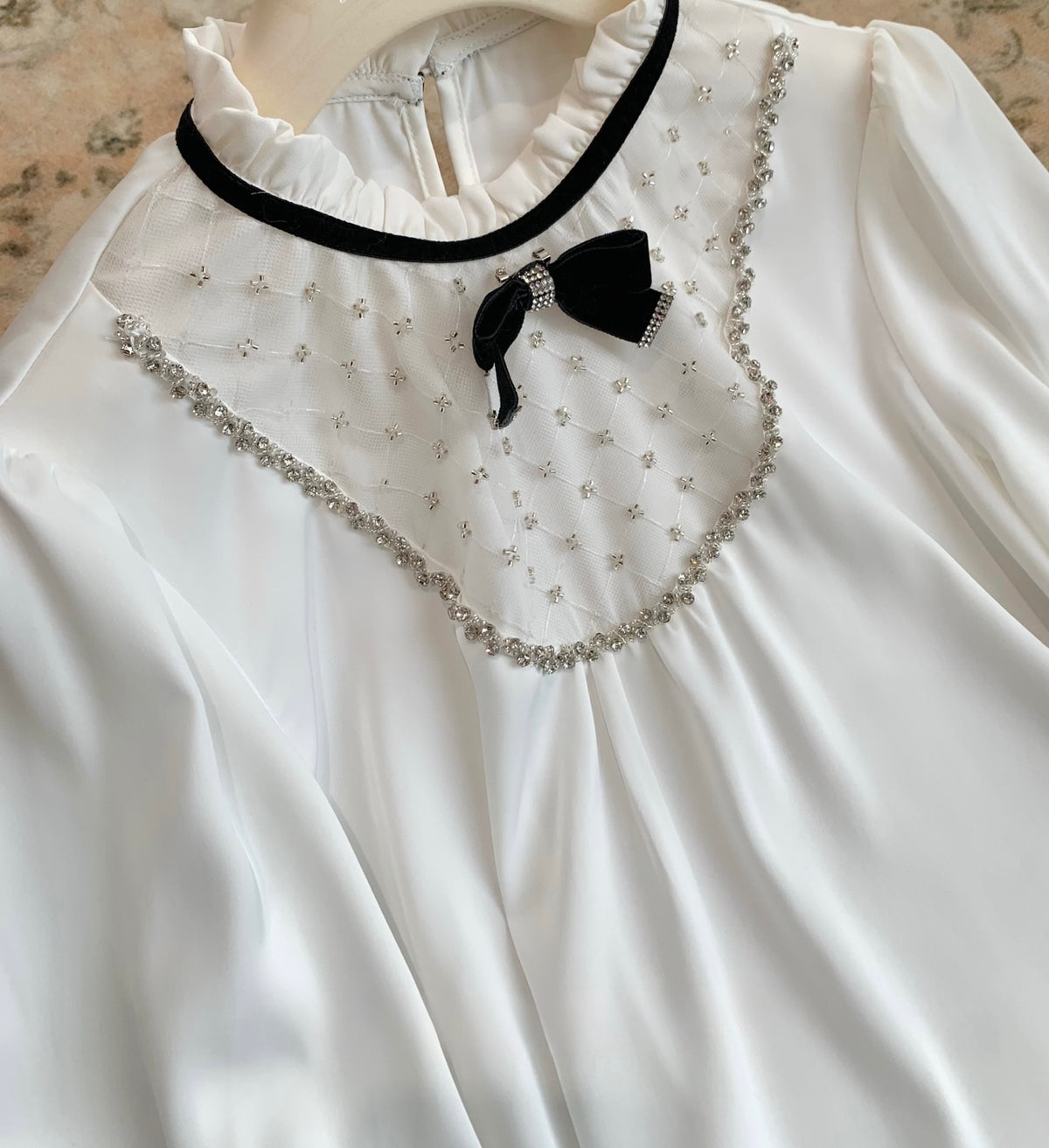 [Coquette] Pleated Chiffon Bow Blouse (Q1516)