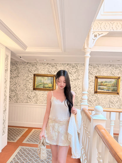 [Bestseller] French Tie-Neck Bow Chiffon Blouse (Q1382)