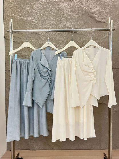 [Vacation] Chiffon Shirt + High-waisted Long Skirt Set