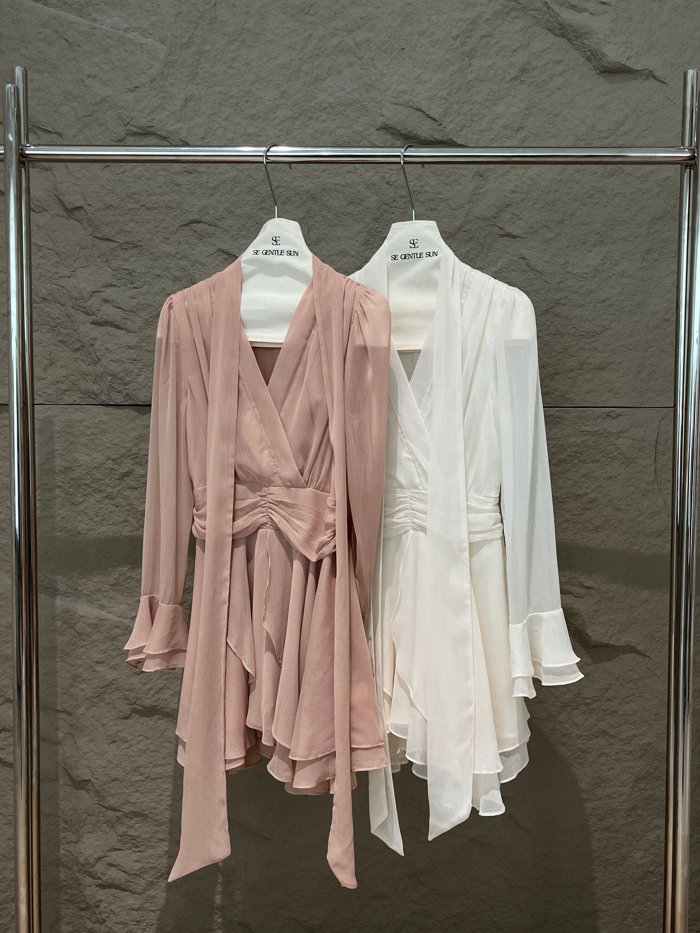 [Girly] White label V-neck Long-sleeve Elegant Dress